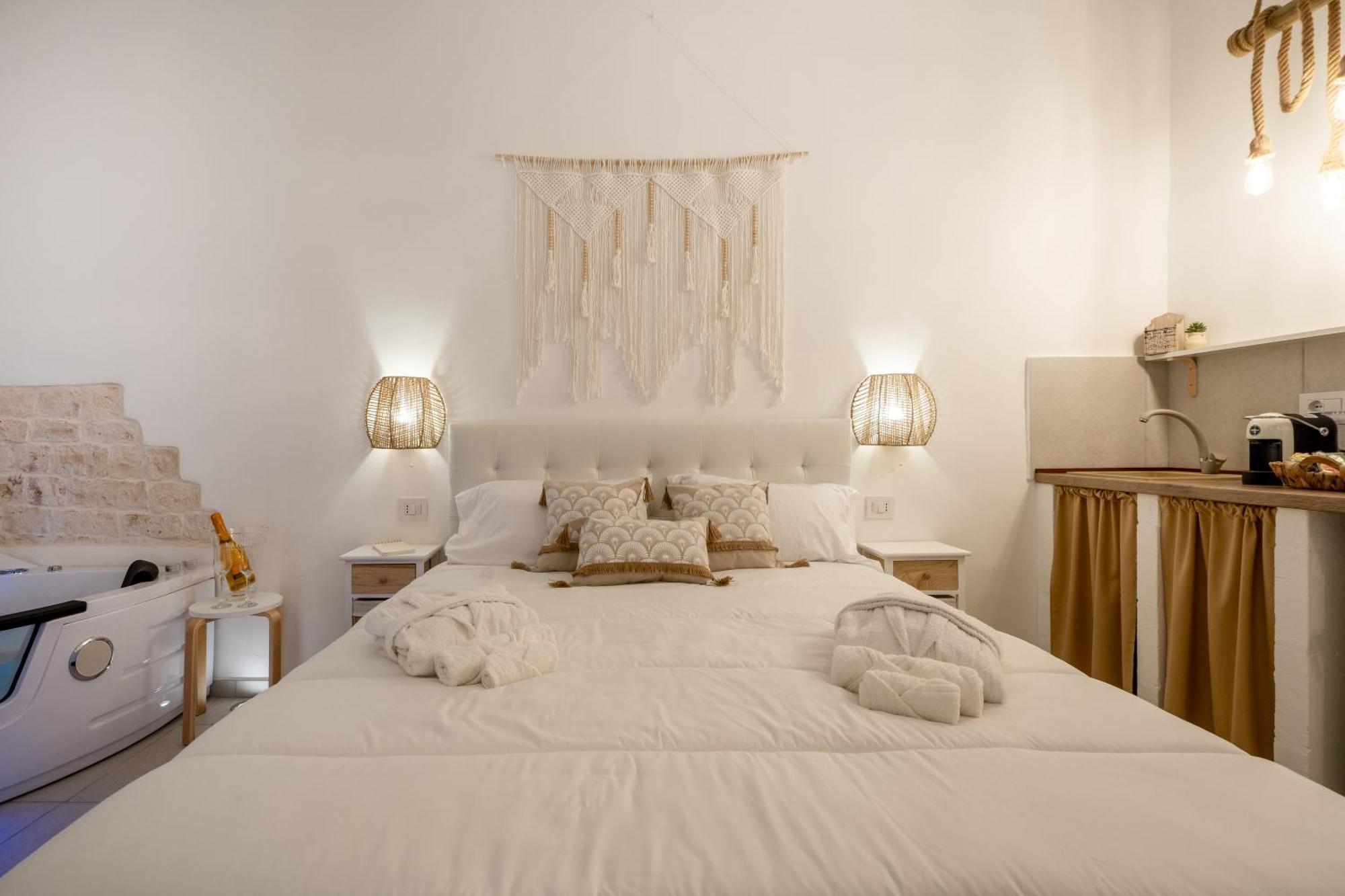Dimora Giulia Luxury Suite And Room Castellana Grotte Exterior photo