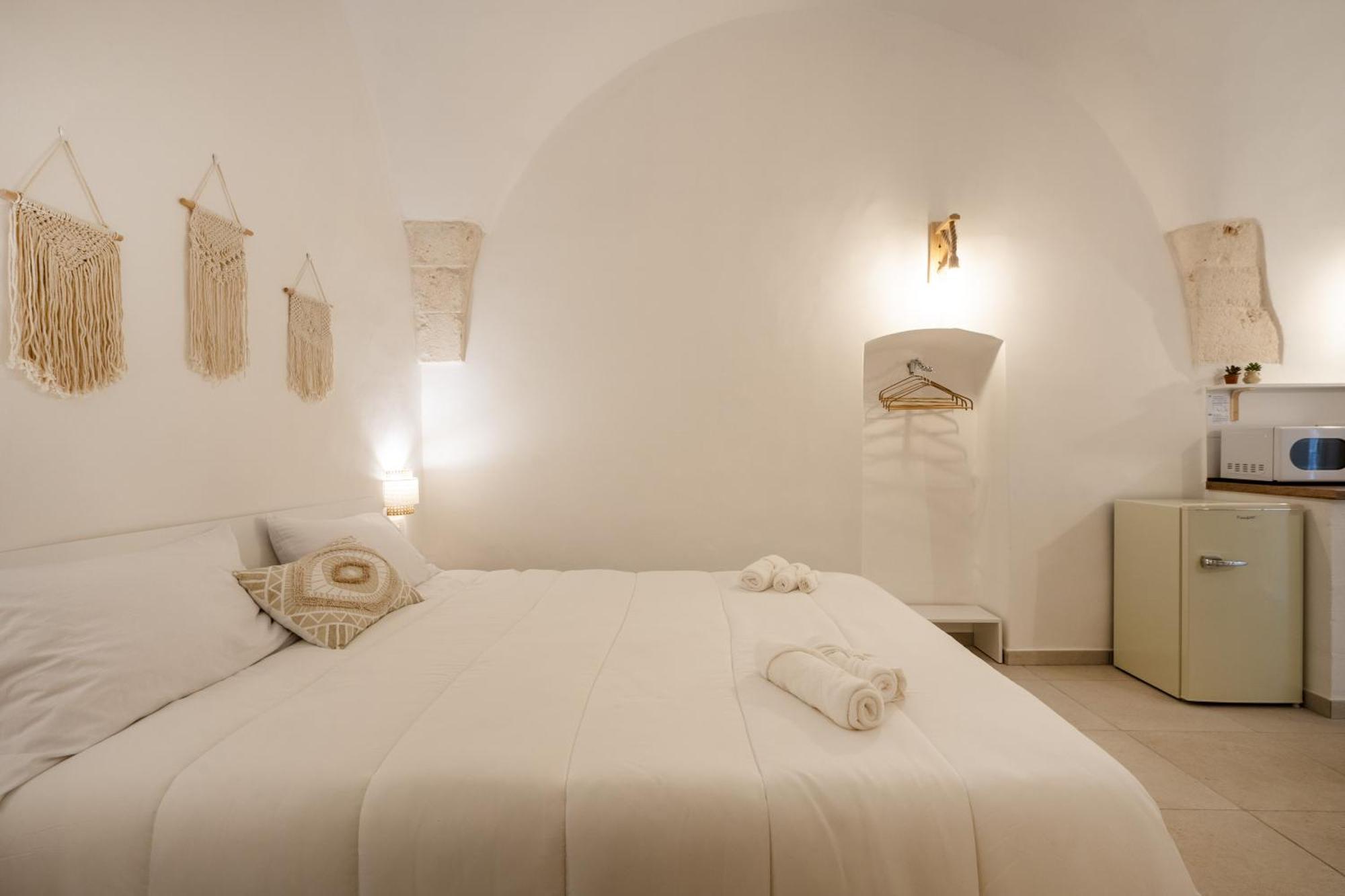 Dimora Giulia Luxury Suite And Room Castellana Grotte Exterior photo
