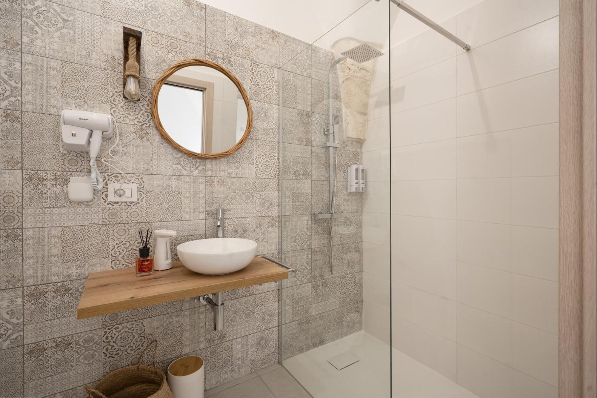 Dimora Giulia Luxury Suite And Room Castellana Grotte Exterior photo